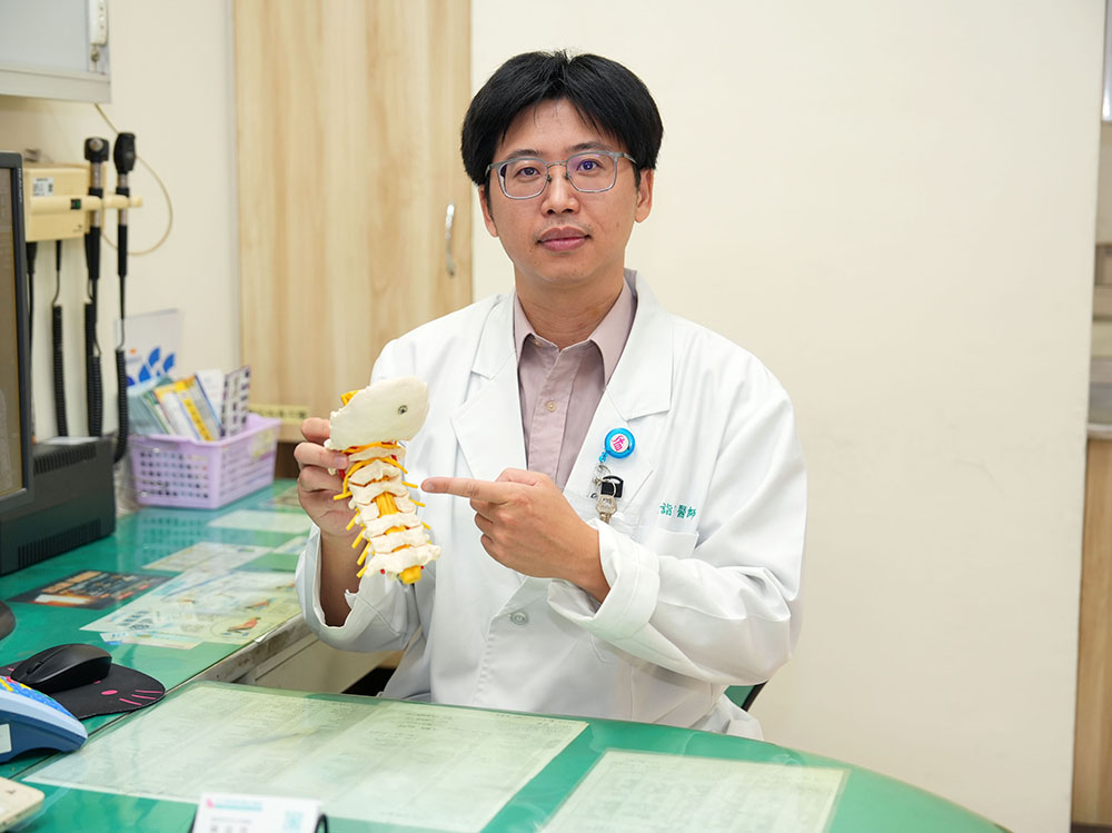 長期頭痛頭暈找不到原因 問題竟出在頸部!