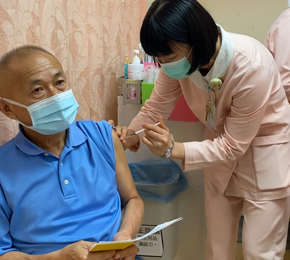 聖馬爾定醫院開放第二波AZ疫苗預約接種